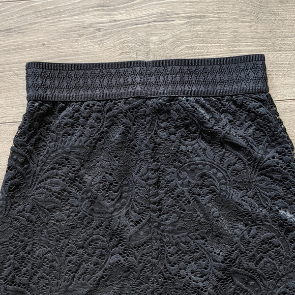 Vero Moda Black Lace Skirt - XS - Picture 4 of 5